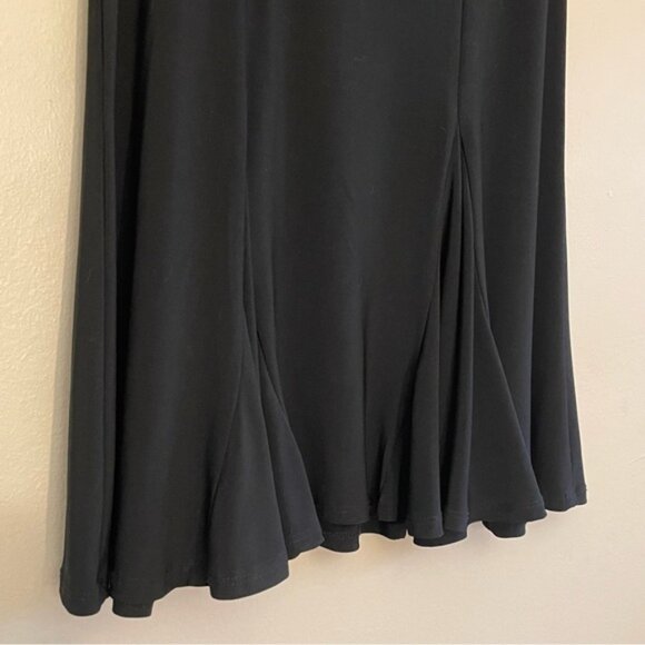 Vintage 90s Black A-Line Flared Skirt with Buckle Accent - Picture 4 of 10